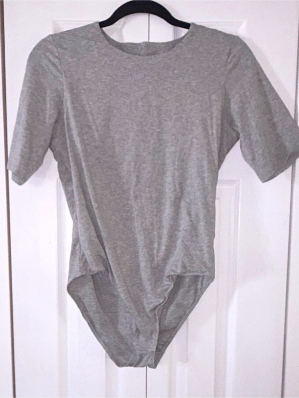 Everlane Gray Solid Short Sleeve Bodysuit One Piece Snap Stretch Womens Size LG